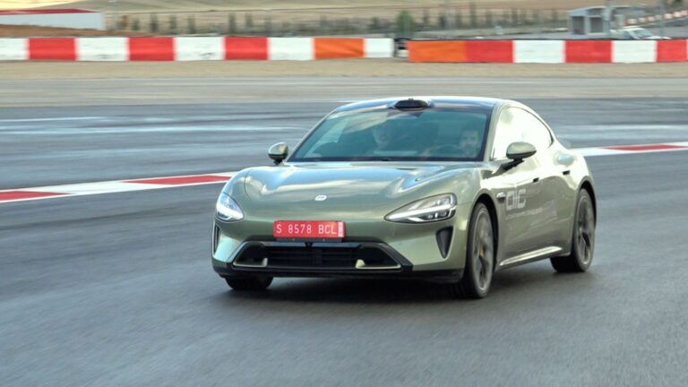 Benchmark horizontal